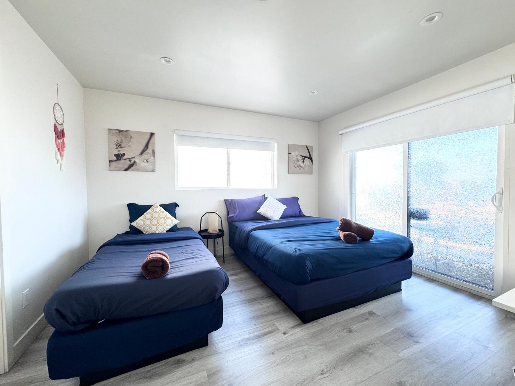 Сasa de vacaciones Cozy Chamber 3 Bedroom Hollywood Townhouse