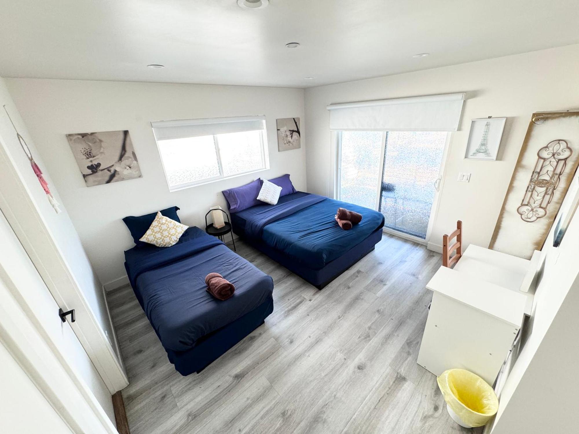 Cozy Chamber 3 Bedroom Hollywood Townhouse Los Ángeles
